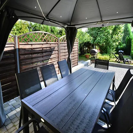 Homes, * 科沃布热格